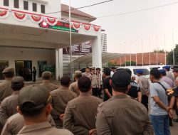 AKP, I Made Artana.SH.MH. Pengamanan pendaftaran calon Bupati dan Wakil Bupati pada hari Terakhir Berjalan dengan Aman dan Kondusif.