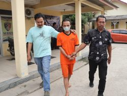 Seorang Pria Berusia 41 tahun Ditangkap oleh Polsek Kronjo Polresta Tangerang setelah Menyembunyikan 13 Paket Sabu dalam Sebuah Kardus Charger.