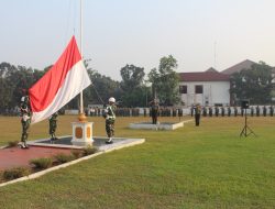 Danramil 11/P.Kemis sebagai Irup dalam upacara Minggu pertama