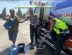 Satlantas Polres Kendal Gelar Bakti Sosial dalam Rangka HUT Bhayangkara Lalu Lintas ke-69