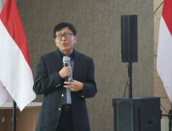 Direktur Universitas Esa Unggul Berikan Materi Personal Branding kepada Personel Polresta Tangerang   