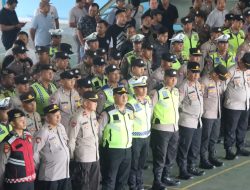 Kabag Ops Memimpin Apel Pengamanan Rapat Pleno Pengundian Nomor Urut Paslon   