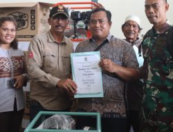 Pemerintah Kabupaten Tangerang memberikan bantuan mesin pompa air kepada kelompok tani