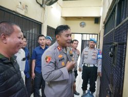 Pastikan Tahanan Dalam Kondisi Sehat, Wakapolresta Tangerang Melakukan Pengecekan di Rutan Polresta Tangerang   