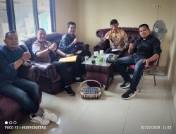 Untuk Mempererat Hubungan, LSM Gempur Bersama Media Purna Polri Kunjungi Desa Lontar