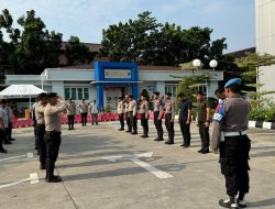 KBO Sat Reskrim Memimpin Apel Serah Terima Piket Polresta Tangerang   