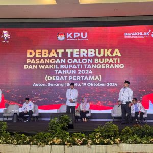 Debat Pertama, Maesyal Rasyid Menjawab Pertanyaan Panelis dengan Santai dan Jelas!   