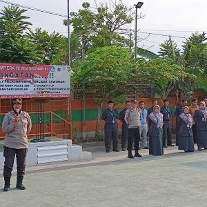 Polsek Kalideres Ajak Siswa SMK Cahaya Prima Bangun Karakter Positif dan Jauhi Perilaku Negatif