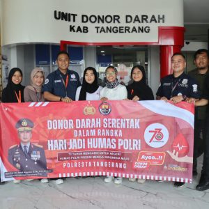 Personel Polresta Tangerang Mengadakan Donor Darah untuk Memperingati Hari Jadi Humas Polri ke-73