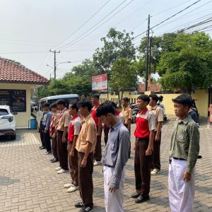 Kanit Reskrim Polsek Panongan Berikan Pembinaan Siswa Agar Tidak Terlibat Kenakalan Remaja   