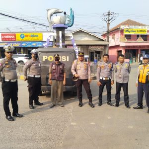 Polsek Kronjo Polresta Tangerang Amankan Lima Truk yang Melanggar Jam Operasional