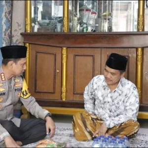 Kunjungi Wilayah Cipondoh, Kapolres Metro Tangerang Kota Bersilaturahmi Dengan Tomas