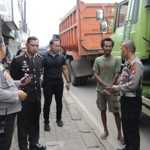 Polres Metro Tangerang Kota Dirikan 8 Pos Pantau, Tim Gabungan Awasi Ketaatan Jam Operasional Truk Tanah