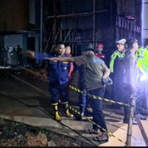 Akses Jalan di Desa Karang Tengah Pagedangan Menuju Parung Panjang Bogor Terputus Akibat Hujan Lebat