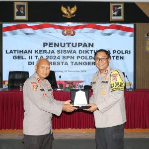 Berikan Pesan dan Arahan, Wakapolresta Tangerang Menutup Latihan Kerja Siswa Diktukba Polri Gelombang II SPN Polda Banten