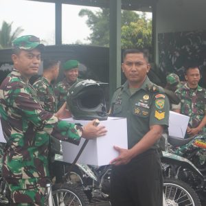 Dandim 0429/Lamtim Serahkan Sepeda Motor Dinas kepada Babinsa
