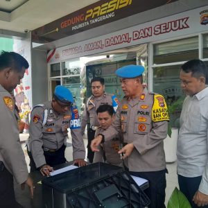 Polresta Tangerang Laksanakan Pemeriksaan Senjata Api untuk Anggota   