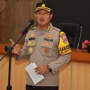 Irwasda Polda Banten Memimpin Apel Pagi di Mapolresta Tangerang: Menekankan Tugas Kepolisian untuk Melayani dan Melindungi