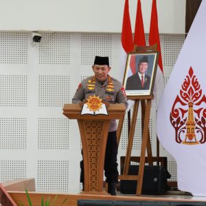 Hadiri Penutupan Pleno Hima Persis, Kapolri: Mari Jaga Keberagaman untuk Mewujudkan Indonesia Emas 2045   