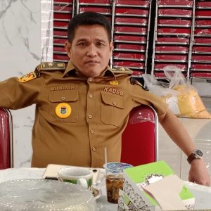Kipang Ketua APDESI Kecamatan Mauk : ” Sampah Harus Diatasi Secara Total “