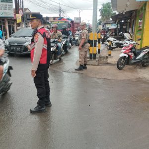 Polsek Rajeg lakukan Strong Point Pagi Hari sebagai bentuk Pelayanan terhadap pengguna jalan raya