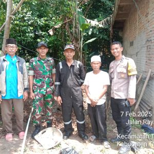 Aipda Bayu lakukan Sambang DDS di Desa Cileles sebagai bentuk upaya menjalin sinergitas dengan masyarakat.