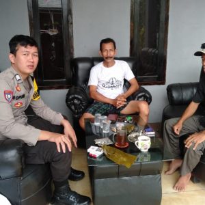 Bhabinkamtibmas Polsek Balaraja Brigadir A. Sopianto Giat Melaksanakan Sambang DDS Kepada Warga Binaan Desa Benda Kecamatan Sukamulya    