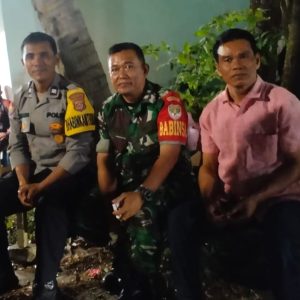 Aiptu Sukarna bersama Babinsa Koramil 07 Kresek lakukan Sambang DDS di Desa Patrasana   