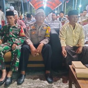 Bhabinkamtibmas Desa Sukamantri Hadiri Peringatan Isra Miraj Nabi Muhammad SAW 1446 H