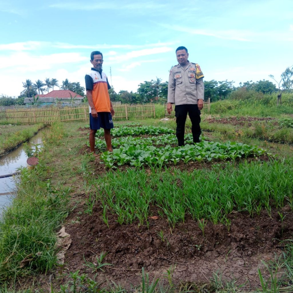 Bhabinkamtibmas Desa Jatiwaringin Bripka Fahrudin Gelar Program Kapolda Banten Poliran dan Pendataan Pekarangan Lestari   
