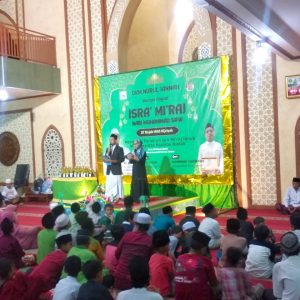 Ratusan Warga RW 5 Gembor Antusias Ikuti Peringatan Isra Mi’raj 1446 H