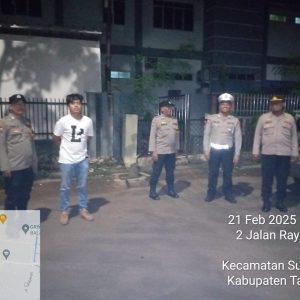 Anggota Polsek Balaraja Melaksanakan Pengamanan Sispam Mako Polsek Balaraja Polresta Tangerang Guna Tingkatkan Keamanan di Mako Polsek Balaraja    