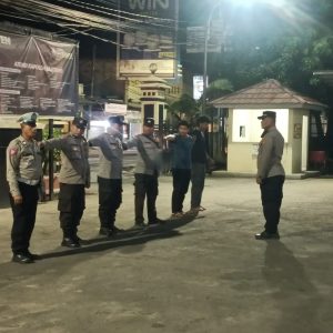Gelar Apel Malam Personil Polsek Balaraja Antisipasi Guantibmas di Wilayah Hukum Polsek Balaraja Polresta Tangerang 