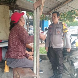 Bripka Yudi Apriadi Bhabinkamtibmas Polsek Balaraja Giat Sambang & Poliran (Polisi Peduli Pengangguran) Guna Antisipasi Guantibmas di Desa Binaan   