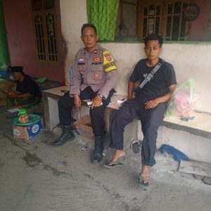 Bhabinkamtibmas Polsek Balaraja Aipda Rahmat Melaksanakan Sambang & Poliran (Polisi Peduli Pengangguran) dan Pesan Kamtibmas