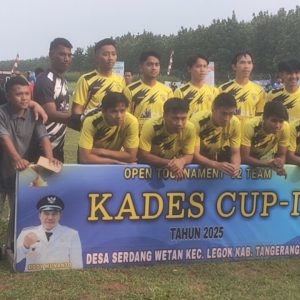 Pordes Mekar Jaya Bertanding 10 Orang Melawan Pro Gajah Tunggal FC, Kades Cup 1 Serdang Wetan