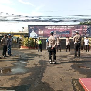 Apel Pagi Personil Polsek Balaraja Bentuk Kesiap Siagaan Anggota Dalam Mengantisipasi Guantibmas di Wilayah Hukum Polsek Balaraja Polresta Tangerang    