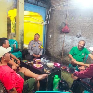 Bhabinkamtibmas Polsek Balaraja Melaksanakan Sambang DDS & Silaturahmi Kepada Warga Binaan Guna Antisipasi Kamtibmas di Desa Sentul Jaya 