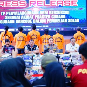 Bareskrim Polri Ungkap Kasus Penyalahgunaan BBM Bersubsidi di Jawa Timur dan Jawa Barat, Sita 16.400 Liter Solar Ilegal   