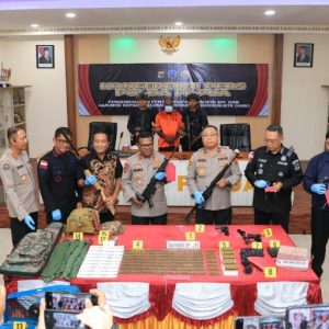 Satgas Ops Damai Cartenz-2025 Gagalkan Penyelundupan Senjata ke KKB di Puncak Jaya   