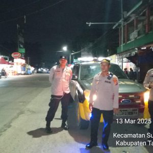 Giat Patroli Dialogis Personil Polsek Balaraja Guna Mengantisipasi Guantibmas Malam Hari di Wilayah Hukum Polsek Balaraja Polresta Tangerang    