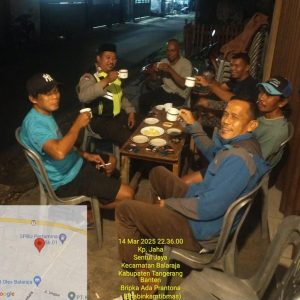 Bripka Ada Prantona Bhabinkamtibmas Polsek Balaraja Melaksanakan Sambang Tokoh Masyarakat di Desa Sentul Jaya 