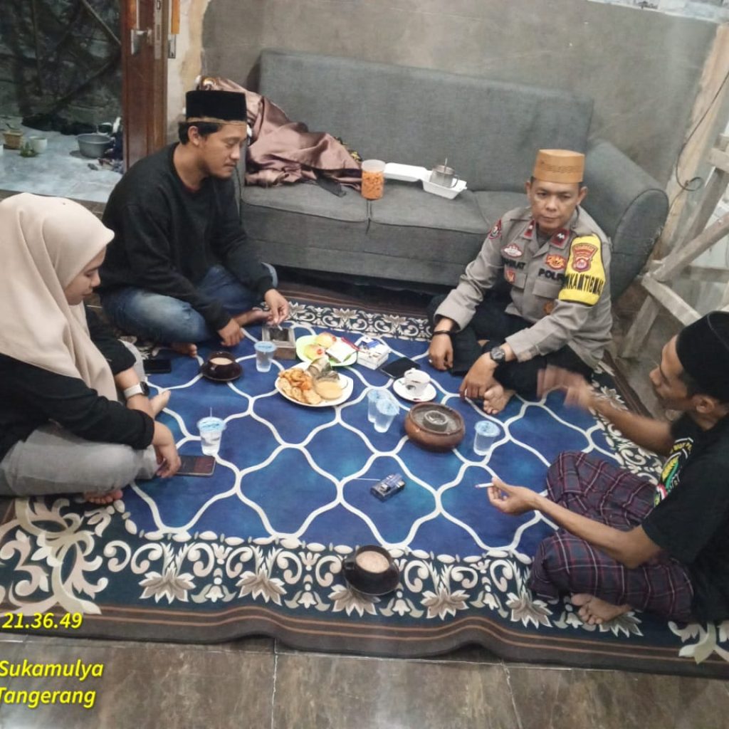 Aipda Rahmat Bhabinkamtibmas Polsek Balaraja Melaksanakan Sambang Warga Binaan Desa Kubang Wilayah Hukum Polsek Balaraja Polresta Tangerang 