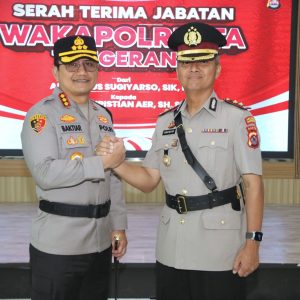 Kapolresta Tangerang Pimpin Sertijab Wakapolresta   
