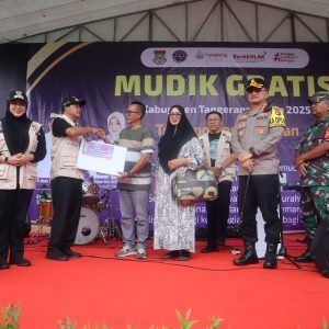 Mudik Aman dan Nyaman, Kapolresta Tangerang dan Bupati Tangerang Gelar Mudik Gratis 2025   