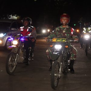 Perkuat Sinergitas Pengamanan Malam Takbir, Polresta Tangerang bersama Kodim 0510, dan Forkompinda Gelar Patroli Skala Besar