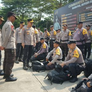 Polresta Tangerang Gelar Apel Pemeriksaan Personel Pengamanan PSU di Kabupaten Serang