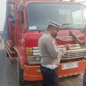 Satlantas Polres Gresik Gelar Penertiban di Jalan Raya, Komitmen Tekan Angka Kecelakaan Lalu Lintas