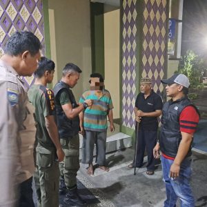 Polsek Tigaraksa laksanakan PECAK (Pergelaran Cepat Anggota Kepolisian), Amankan ODGJ yg meresahkan warga di Pasar Gudang.