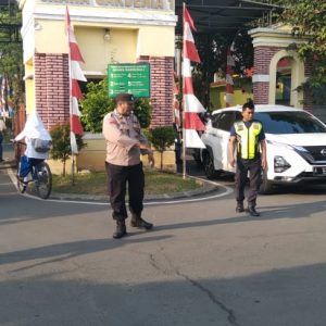 Wujudkan Pelayanan Prima Kepada Masyarakat Polsek Panongan Laksanakan Strong Point Gatur Lalin   